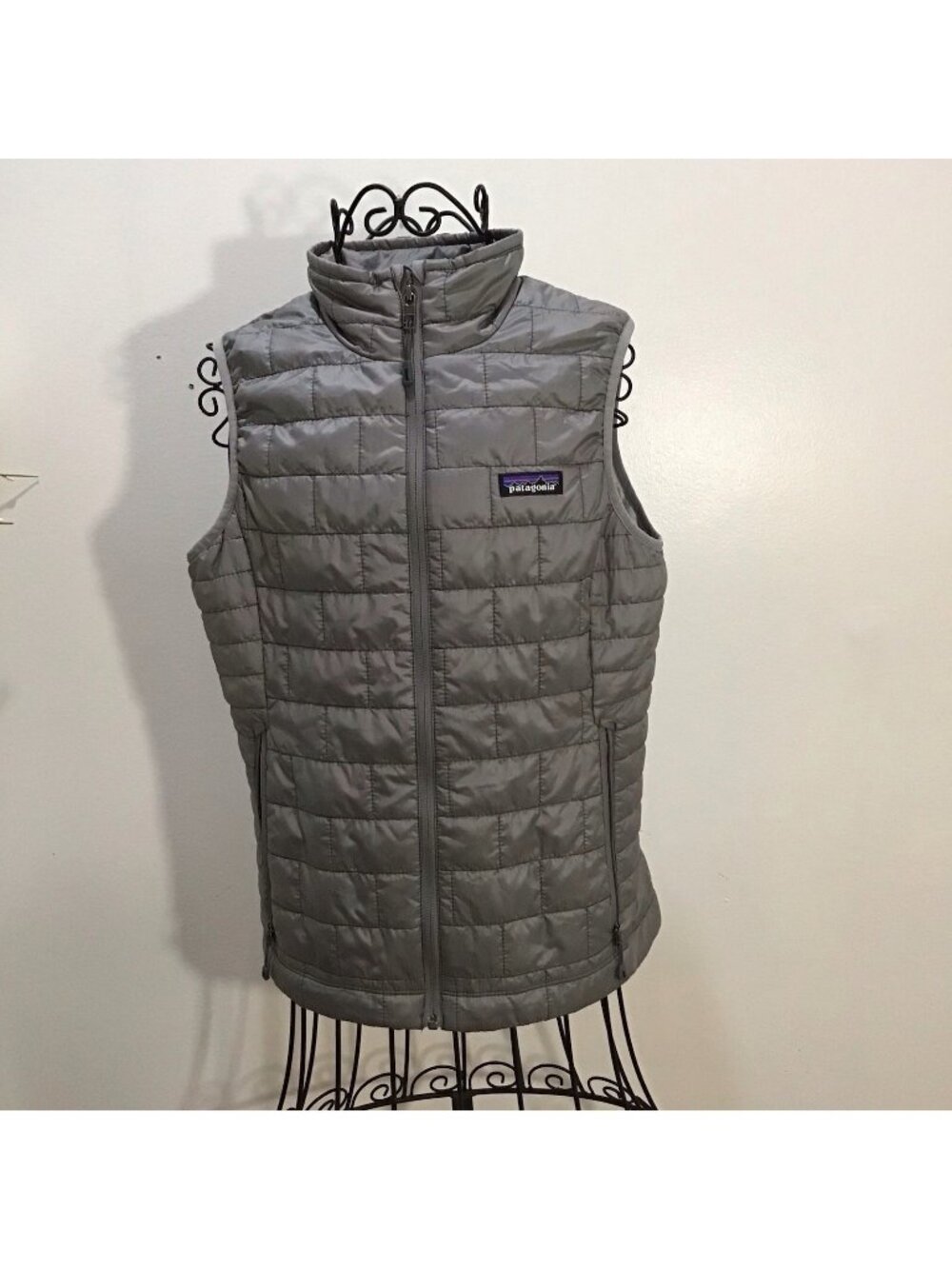 Patagonia Nano Puff Vest Womens Medium Gray Primaloft Full Zip Pockets 84247